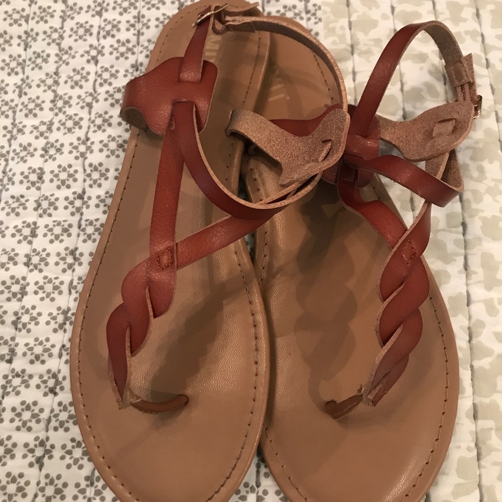 Size 8 Brown sandals